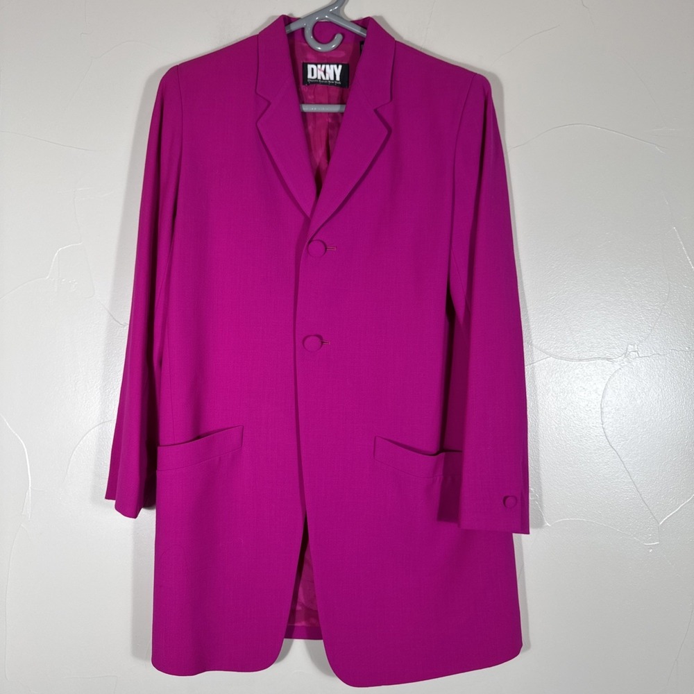 DKNY womens jacket Blazer vintage size 8 work career Long Pink blazer wool‎